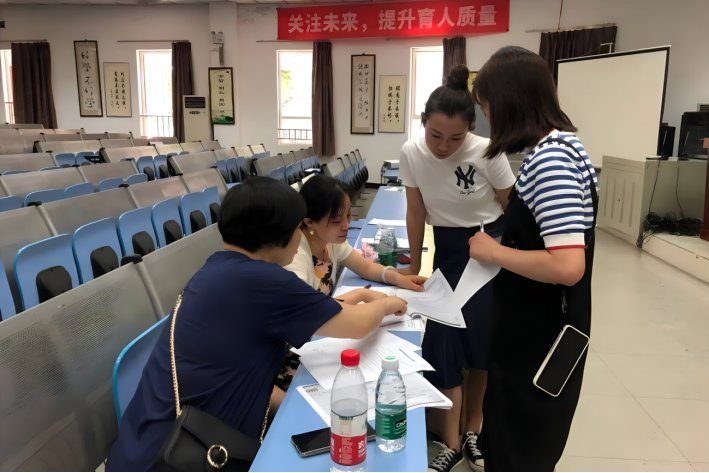 河南省学生资助网的网址是什么