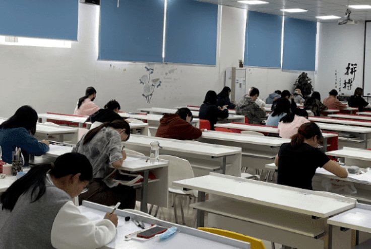 高考答案一般在什么时候发