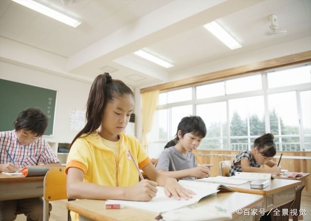 督促和敦促的区别是什么?