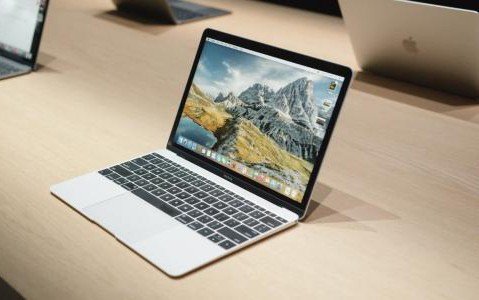 “笔记本电脑”、“台式电脑”用英语怎么说？