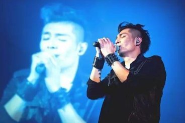 周柏豪《你还怕大雨吗》歌词