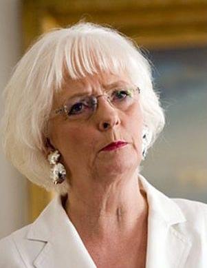 约翰娜·西于尔扎多蒂的个人履历