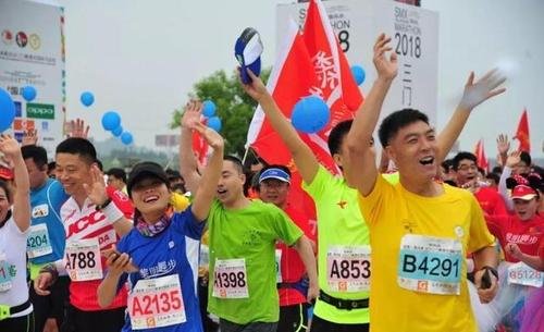 新华社揭批马拉松赛乱象，你怎么看？