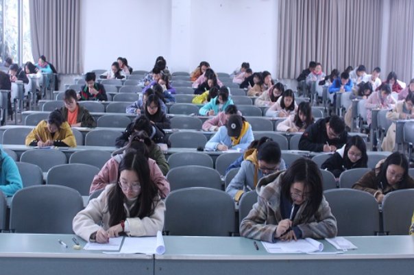 英语四级要带什么证件？