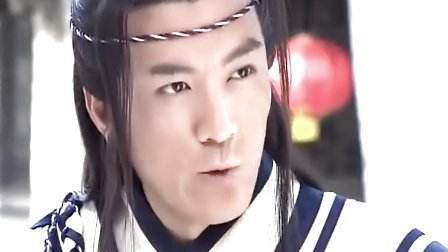 人亏天不亏；世道轮转回，不信抬头看；苍天饶过谁>`是什么意思