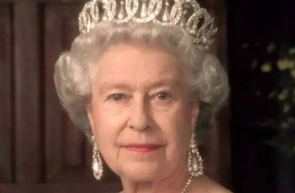 英国历史上有几个女王？