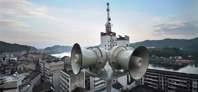 全国为什么是在9月18号拉响防空警报呢？