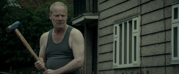 沉睡的暴龙的剧情介绍