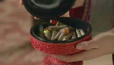 古代女性用什么画眉？《甄嬛传》中的螺子黛又是什么呢？