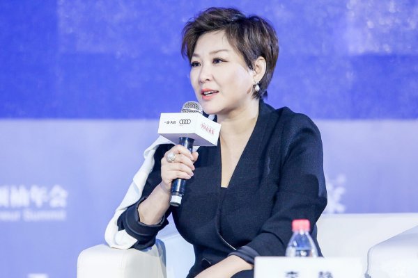 主持人李静个人简历