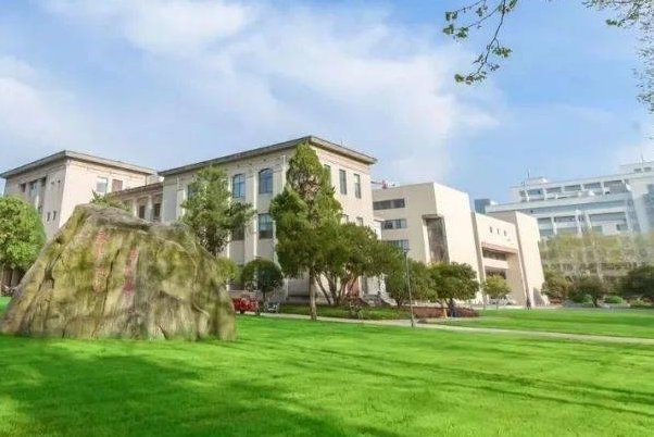 华东科技大学排名全国第几