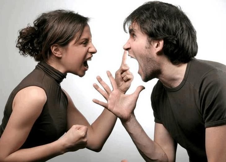 杭州女子合租,不满男子早上洗澡两人互殴,此事最终是如何解决的?