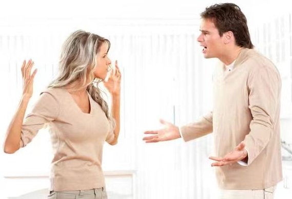 江苏一女子出轨后洗劫前男友婚房,你如何看待此女子的行为