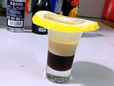 鸡尾酒B-52轰炸机怎么调