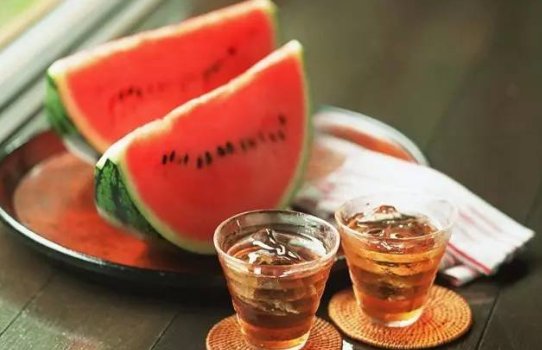 葫芦丝瓜西瓜黄瓜哪个不同类？