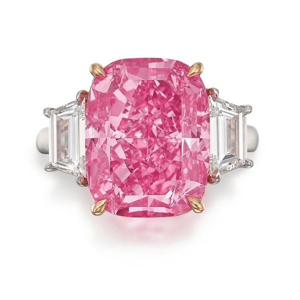 55.22ct枕形红宝石以3480万美元成交，刷新红宝石拍卖纪录