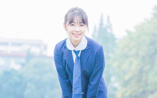 喜欢蓝色的女孩，是什么性格？