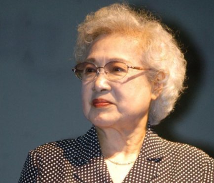 老公出轨亲妹妹,遭儿子打骂,女儿和她就像陌生人,秦怡怎么会如此悲惨?