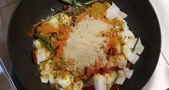 叻沙是什么？是怎么做出来的？