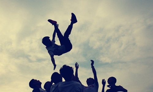 百年修得同船渡，千年修得共枕眠是什么意思？