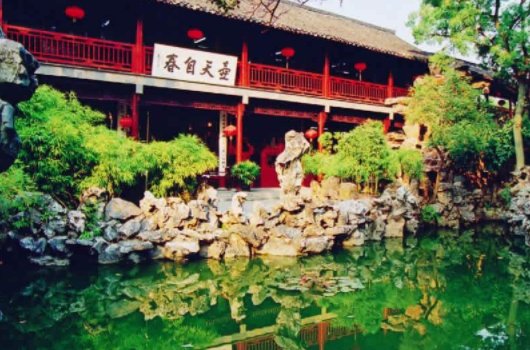 个园最著名的景物是什么