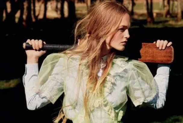 hazel英文名意思及寓意?