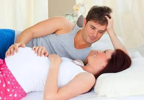 在怀孕期间，能跟老公在一起吗？