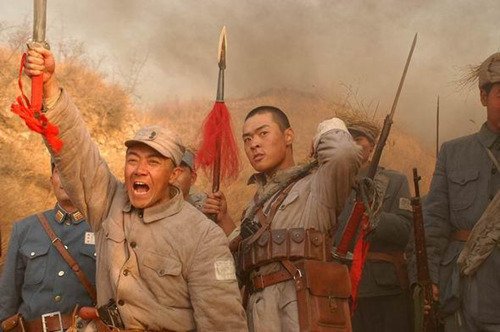 李幼斌说知道年轻观众喜欢《亮剑》,这部剧为何深受年轻人的喜爱?