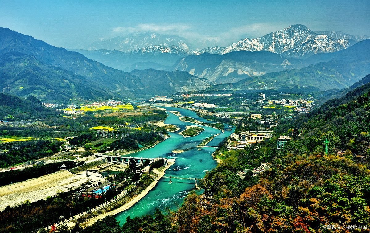 都江堰是什么朝代修建的，什么时期？修建人是谁？