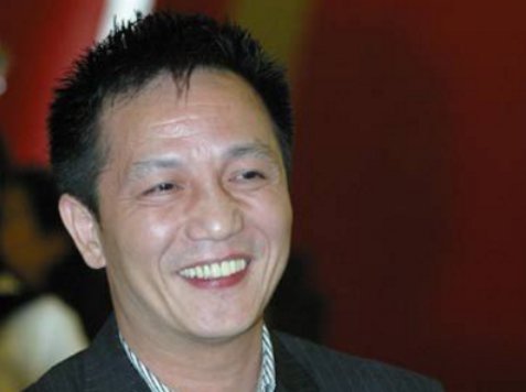 周正毅出来了吗