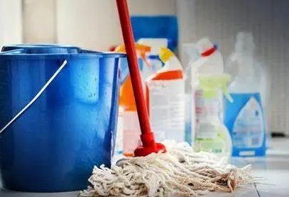 酒店用茶壶装消毒水，导致顾客误喝！消毒水对身体的危害有多大？