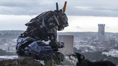 人类造机器人当机器警察那个是什么电影？还可以继承人类的意识，