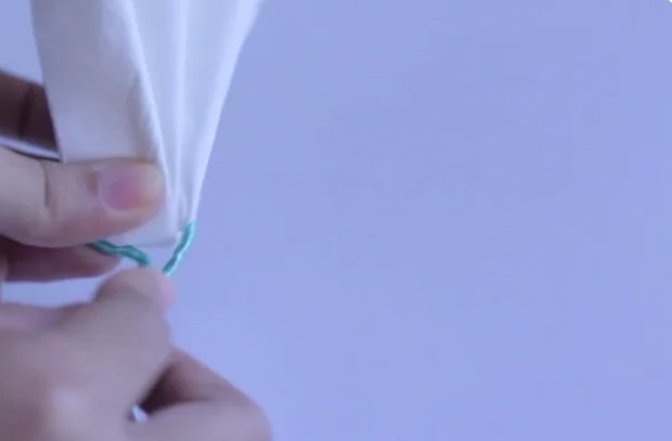 怎么用餐巾纸折花