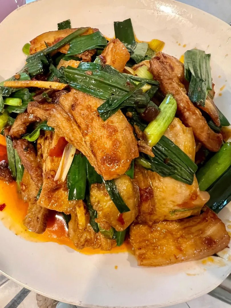 回锅肉里的配菜，最好的选择是什么？