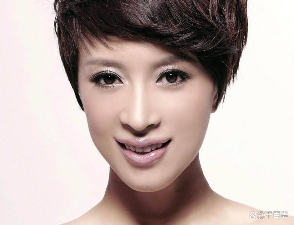 网传金巧巧被袁立爆料，花十几万从美国帮傅艺伟戒毒，本人亲回应，咋回事？