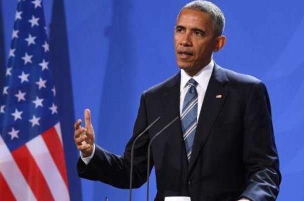 奥巴马和特朗普相比，谁实施的政策更有利于美国发展？