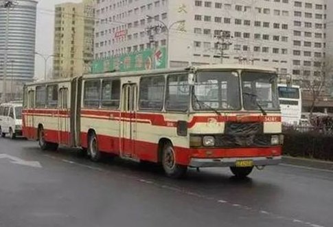 古今中外的历史上，发生过哪些匪夷所思的事件？