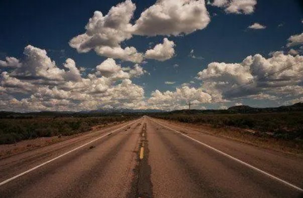 歌词有慢慢的是什么歌男生唱的