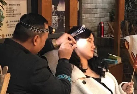 采耳诈骗“现身”太原街头，市民需防范！嫌疑人为何能频频得手？