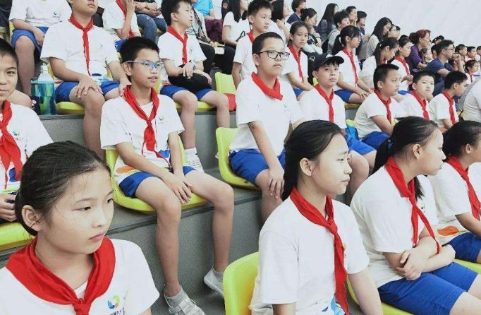 学生考试成绩用A.B.C表示的，这三个等级分别代表的是多少分