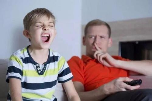 得到的有恃无恐，得不到的才会倍加珍惜？难道这就是人性的弱点吗？