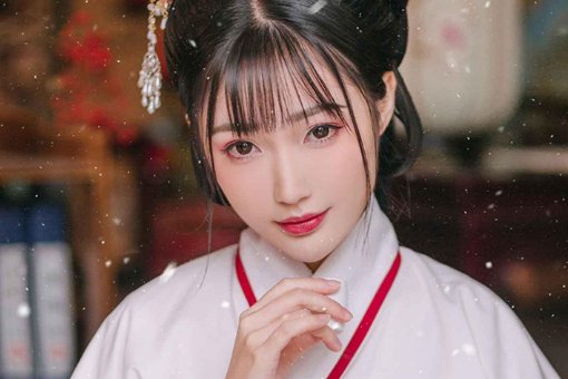 若非群玉山头见，会向瑶台月下逢的出处是哪里