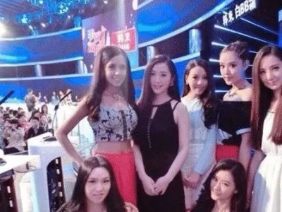 上《非诚勿扰》的女生都是什么样的女生？真是来相亲的吗？