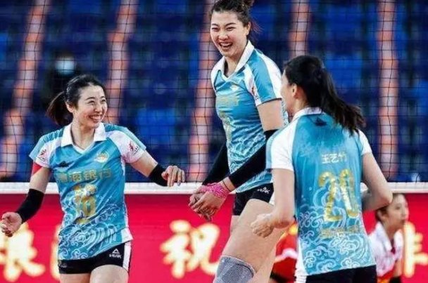 中国女排1号队员叫什么名字