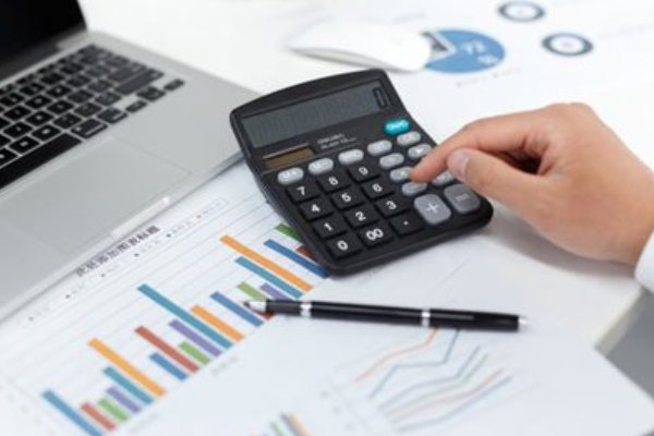 控制的基本原则包括( )