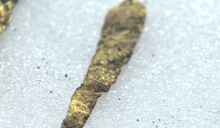 三星堆遗址8号坑陆续发现近60件形态各异的金叶，这有什么研究意义？