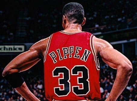 NBA33号球衣是谁？