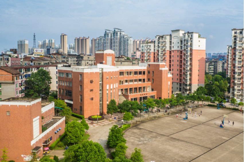 赣东学院学费