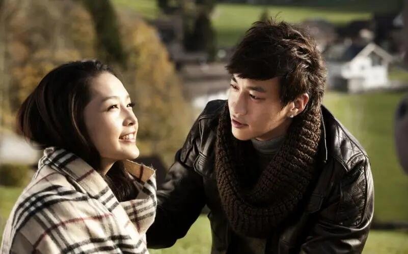 《璀璨人生》：在这部剧中，刻画了余非是一个什么样的人物形象特征?