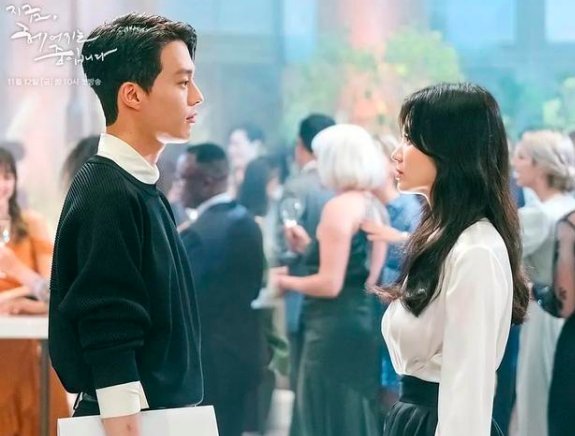 正在分手中韩剧什么时候更新